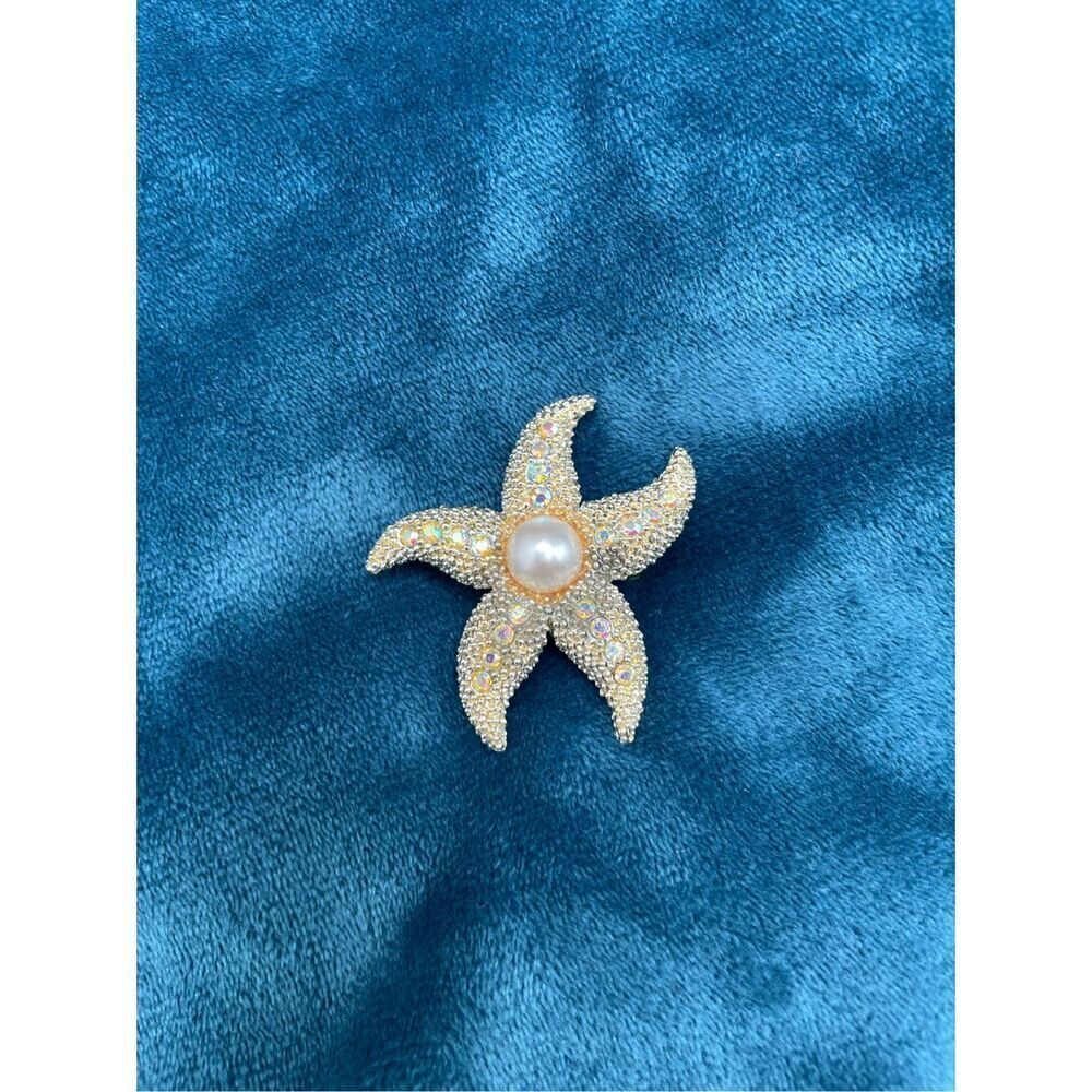 Vintage Gold Tone Starfish Brooch Pin Pearl Rhinestones 2" Fashion Jewelry